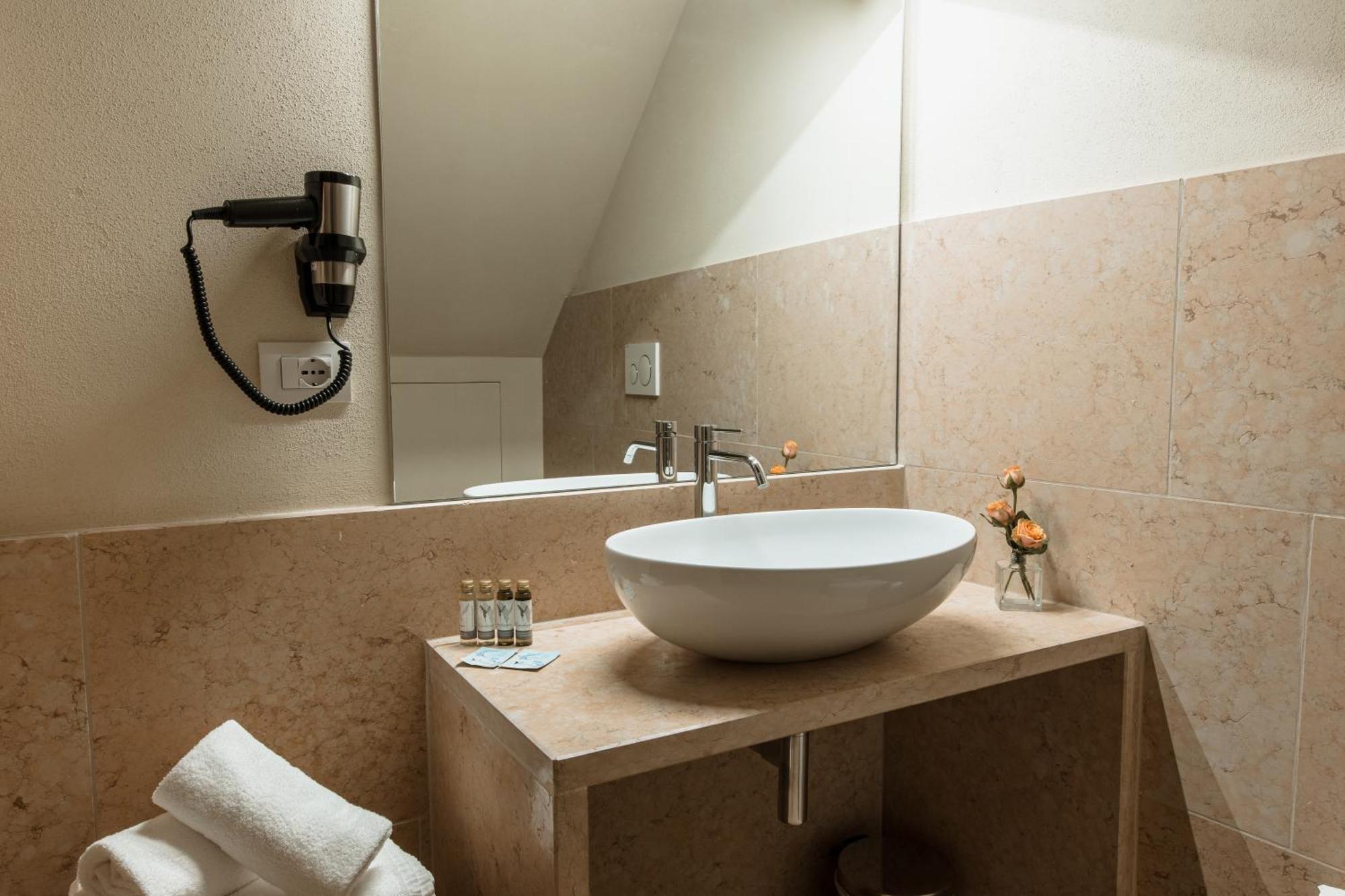 Osteria Luxury Apartments ペスキエーラ・デル・ガルダ エクステリア 写真