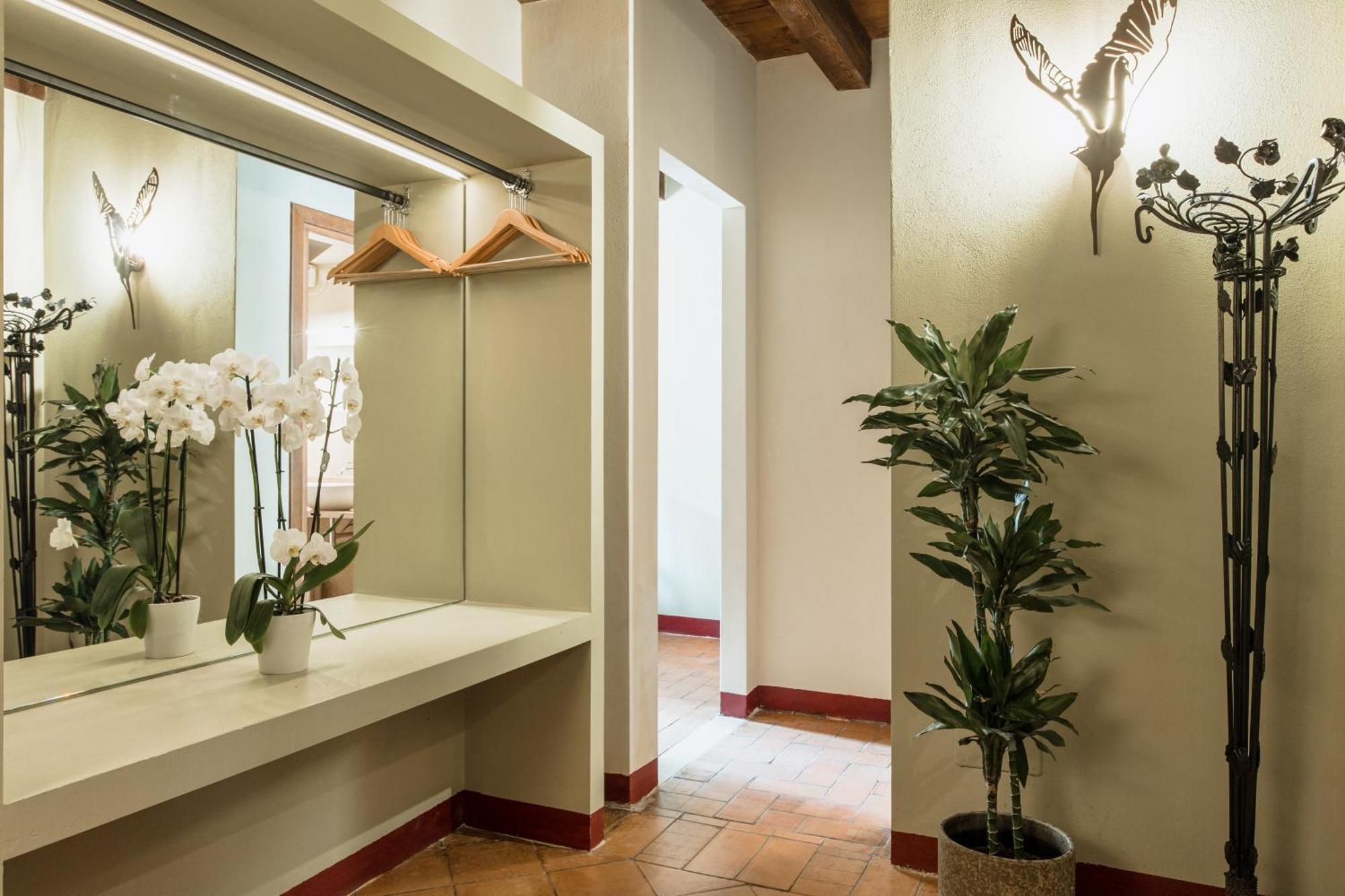 Osteria Luxury Apartments ペスキエーラ・デル・ガルダ エクステリア 写真